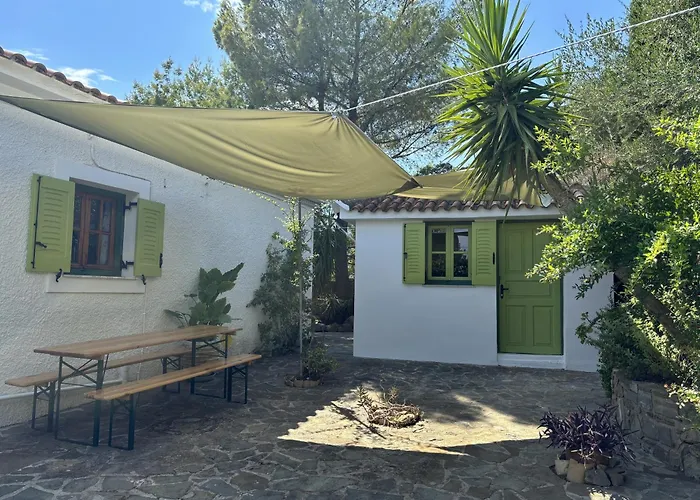 Divas Gartenhaus * Vasilítsion